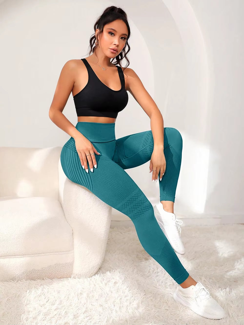 High-Waisted Women's Fitness Pants with Butt-Lifting Design for Running and Yoga